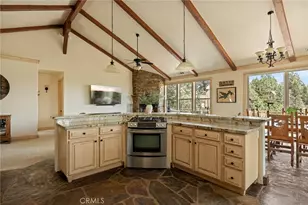 27920 Matterhorn, Lake Arrowhead, CA 92352 - Photo 9