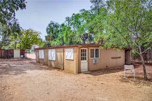 31596 Electric, Nuevo, CA 92567 - Photo 25