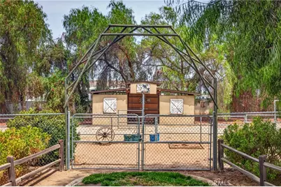 31596 Electric, Nuevo, CA 92567 - Photo 31