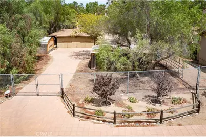31596 Electric, Nuevo, CA 92567 - Photo 23