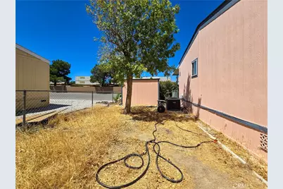 9161 Santa Fe #37, Hesperia, CA 92345 - Photo 23