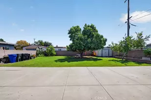 9497 Catawba Ave, Fontana, CA 92335 - Photo 21