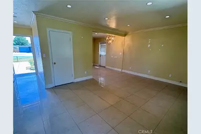 5580 Noble Street, Riverside, CA 92503 - Photo 7