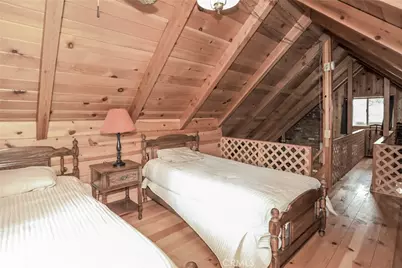 630 Pine, Sugarloaf, CA 92386 - Photo 21
