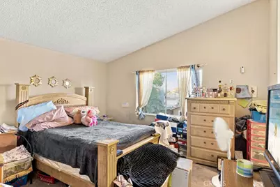 16270 Skywood Court, Moreno Valley, CA 92551 - Photo 19