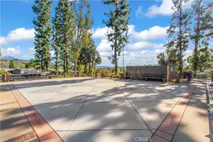 4040 Piedmont Dr, Highland, CA 92346 - Photo 41