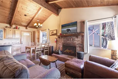 528 Villa Grove, Big Bear City, CA 92314 - Photo 5
