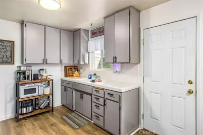 32390 Avenue D, Yucaipa, CA 92399 - Photo 33
