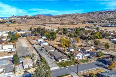 32390 Avenue D, Yucaipa, CA 92399 - Photo 21