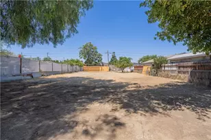 2357 Wilshire, Riverside, CA 92501 - Photo 21