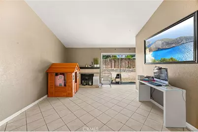 254 Hawthorne Street, Rialto, CA 92376 - Photo 3