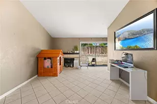 254 Hawthorne St, Rialto, CA 92376 - Photo 3
