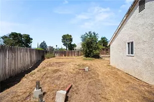 254 Hawthorne St, Rialto, CA 92376 - Photo 19