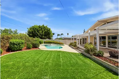 625 Lancer, Corona, CA 92879 - Photo 3