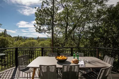 1340 Yosemite, Lake Arrowhead, CA 92352 - Photo 7