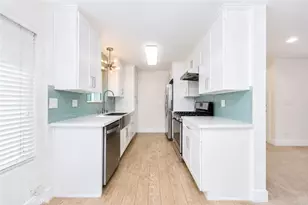 11138 Aqua Vista St, Studio City, CA 91602 - Photo 11