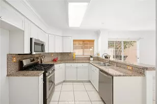 921 Blossomcreek Ln, Corona, CA 92878 - Photo 23