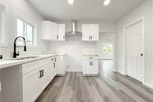 445 E 119th St, Los Angeles, CA 90061 - Photo 11
