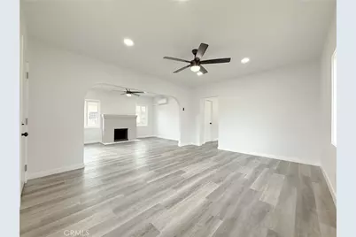 445 E 119th Street, Los Angeles, CA 90061 - Photo 7