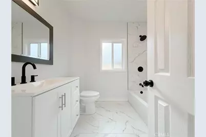 445 E 119th Street, Los Angeles, CA 90061 - Photo 15