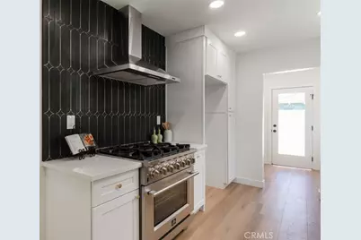 3810 Olmsted Avenue, Los Angeles, CA 90008 - Photo 13