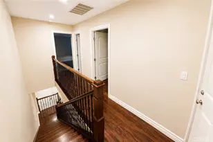 1910 Grismer, Burbank, CA 91504 - Photo 9