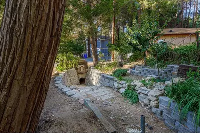 23969 Wildwood Lane, Crestline, CA 92325 - Photo 25