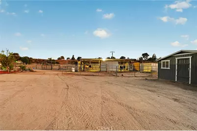 13220 Jefferson, Yucaipa, CA 92399 - Photo 29