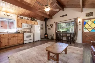 926 Robinhood, Big Bear City, CA 92314 - Photo 3