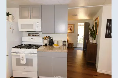 975 California Street #100, Calimesa, CA 92320 - Photo 17
