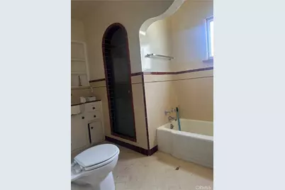 6235 Condon, Los Angeles, CA 90056 - Photo 5