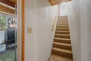 32892 Lone Pine, Running Springs, CA 92382 - Photo 15