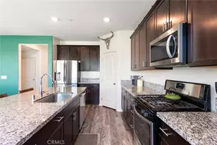 29517 Summerly Pl, Lake Elsinore, CA 92530 - Photo 11