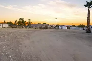 19055 Majela, Apple Valley, CA 92307 - Photo 61