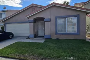 220 Mahogany, San Jacinto, CA 92582 - Photo 1