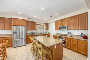 37473 Starmist Way, Murrieta, CA 92563 - Photo 11