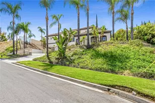 652 Fairway Dr, Redlands, CA 92373 - Photo 3