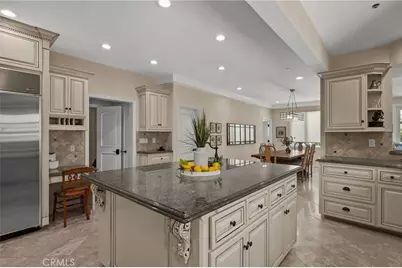 731 W Highland Avenue, Redlands, CA 92373 - Photo 13