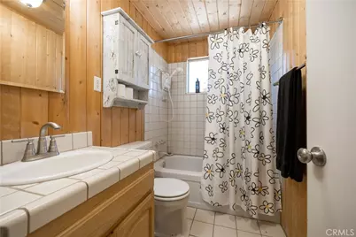 107 E Aeroplane Boulevard, Big Bear City, CA 92314 - Photo 17