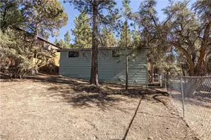 107 E Aeroplane Blvd, Big Bear City, CA 92314 - Photo 19