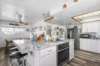 55576 Valley View Road, Landers, CA 92285 - Photo 13