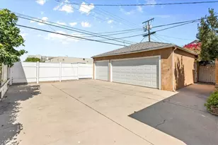 3633 Lime, Long Beach, CA 90807 - Photo 27