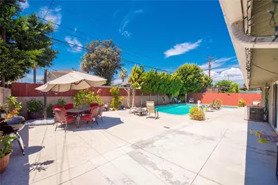 243 S Gardenglen, West Covina, CA 91790 - Photo 25
