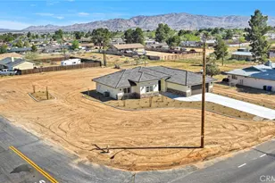 21960 Ramona, Apple Valley, CA 92307 - Photo 59
