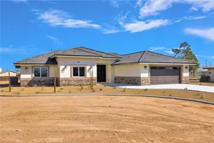21960 Ramona, Apple Valley, CA 92307 - Photo 1