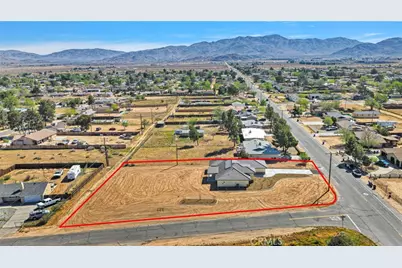 21960 Ramona, Apple Valley, CA 92307 - Photo 59