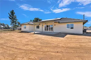 21960 Ramona, Apple Valley, CA 92307 - Photo 53