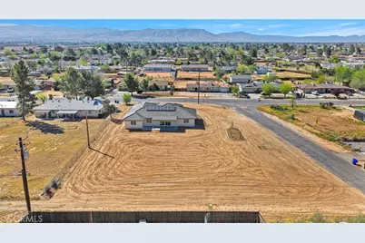 21960 Ramona, Apple Valley, CA 92307 - Photo 61