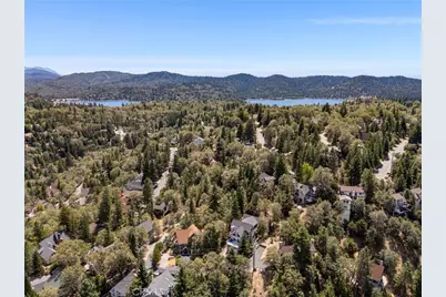 1348 St Anton, Lake Arrowhead, CA 92352 - Photo 37