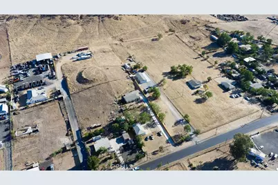 22793 Betty, Perris, CA 92570 - Photo 3